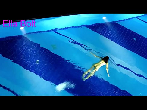 ❤️ Nu mă pot opri din privit, tânără blondă surprinsă înotând goală în piscina stațiunii ELLA BOLT ❌  at us ro.zhangshumeng.top ❌️